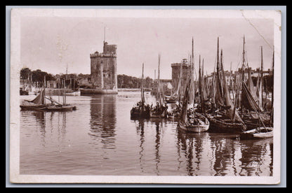 Ansichtskarte La Rochelle / Barques de Peche - Frankreich