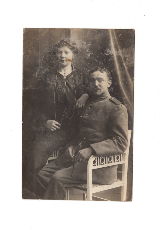 Ansichtskarte Soldat mit Frau & Widmung