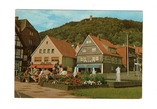 Ansichtskarte Marsberg / Sauerland / Am Marktplatz mit Bilstein
