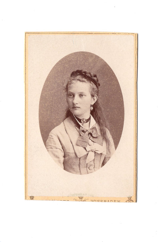 Fotografie Damenportrait - Wiesbaden 1870er