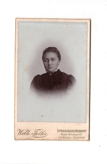 Fotografie Damenportrait mit Widmung - Straßburg-Neudorf 1902 / CDV C1-05