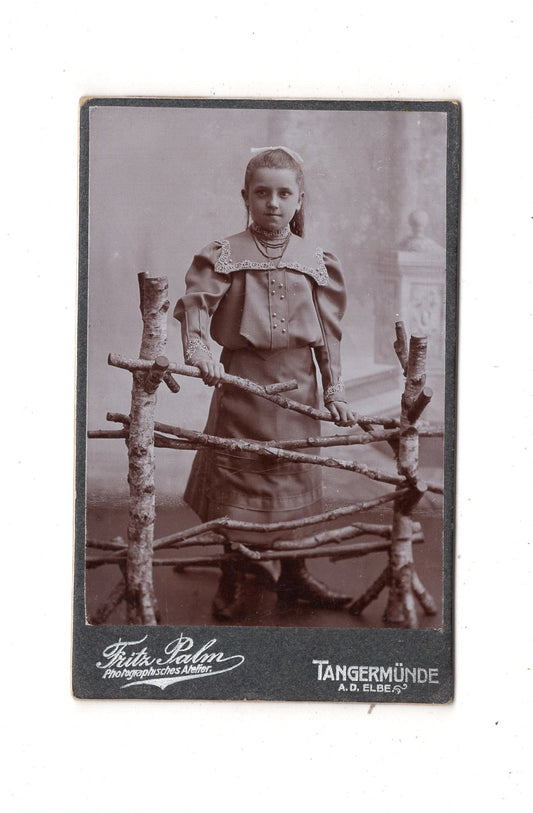 Fotografie Niedliches kleines Mädchen - Tangermünde 1900er / CDV M1-28
