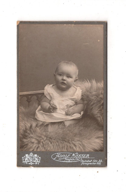 Fotografie Schönes Kinderbild / Baby - Hagen in Westfalen 1900er