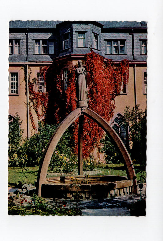 Ansichtskarte Innenhof des Klosters Himmerod mit Marienbrunnen