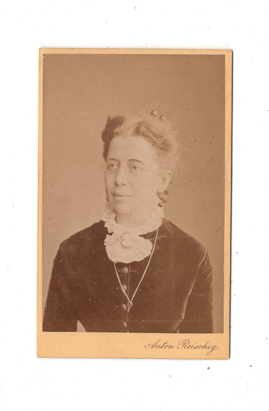 Fotografie Damenportrait - St. Johann an der Saar 1880 / CDV N1-15