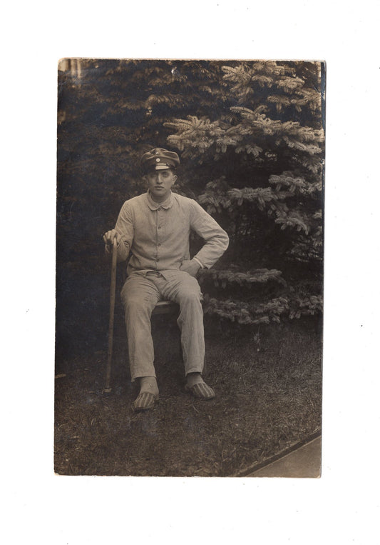 Ansichtskarte / Foto / Feldpost Soldat im Lazarett - Beelitz 1915