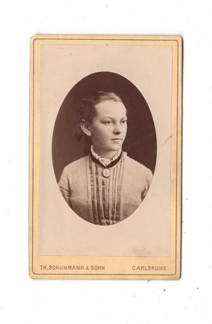 Fotografie Damenportrait mit Widmung - Karlsruhe 1880er / CDV N1-15