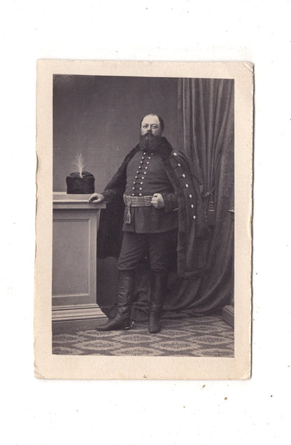 Fotografie Soldat mit Pelzmütze - Wien 1860er