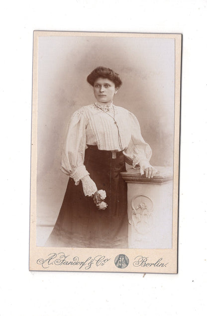 Fotografie Feine Dame / Hedwig Schlenz - Berlin 1890er / CDV L1-26