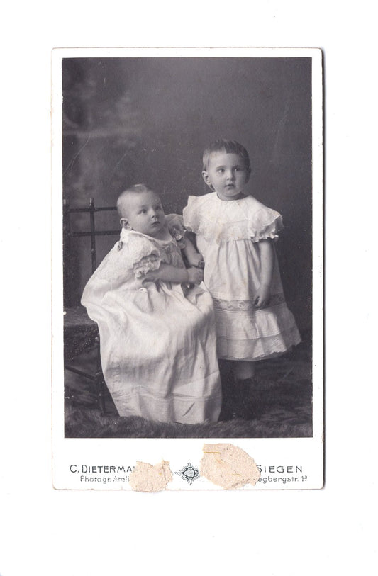 Fotografie Niedliche kleine Kinder - Siegen 1900er
