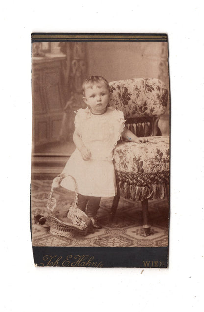 Fotografie Niedliches kleines Mädchen - Wien 1886 / CDV M1-28