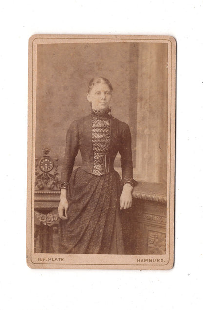 Fotografie Feine Dame - Hamburg um 1880 / CDV L1-26