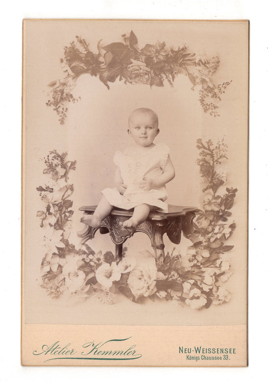 Fotografie Schönes Kinderbild / Baby - Neu-Weißensee 1890er / CAB U-24
