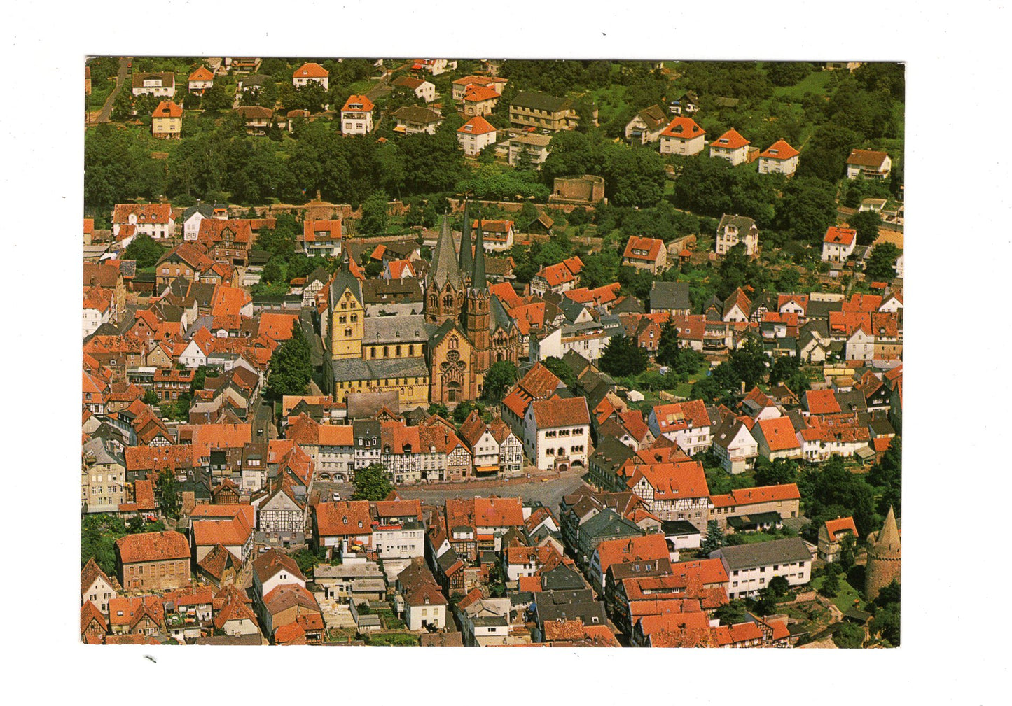 Ansichtskarte Gelnhausen / Marienkirche mit Untermarkt / I1-53