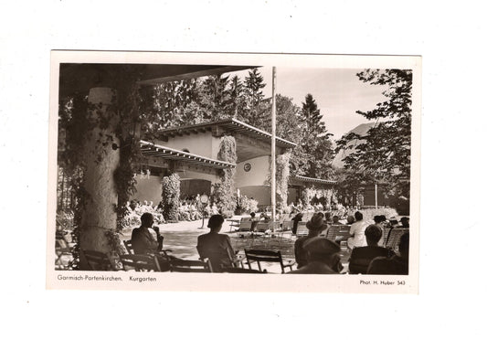 Ansichtskarte Garmisch-Partenkirchen / Kurgarten / I1-69