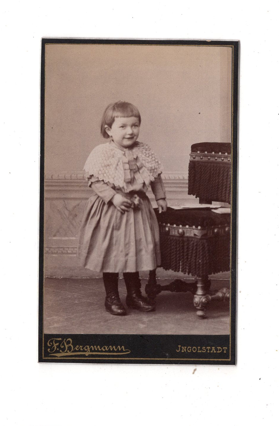 Fotografie Niedliches kleines Mädchen - Ingolstadt 1880er / CDV M1-28