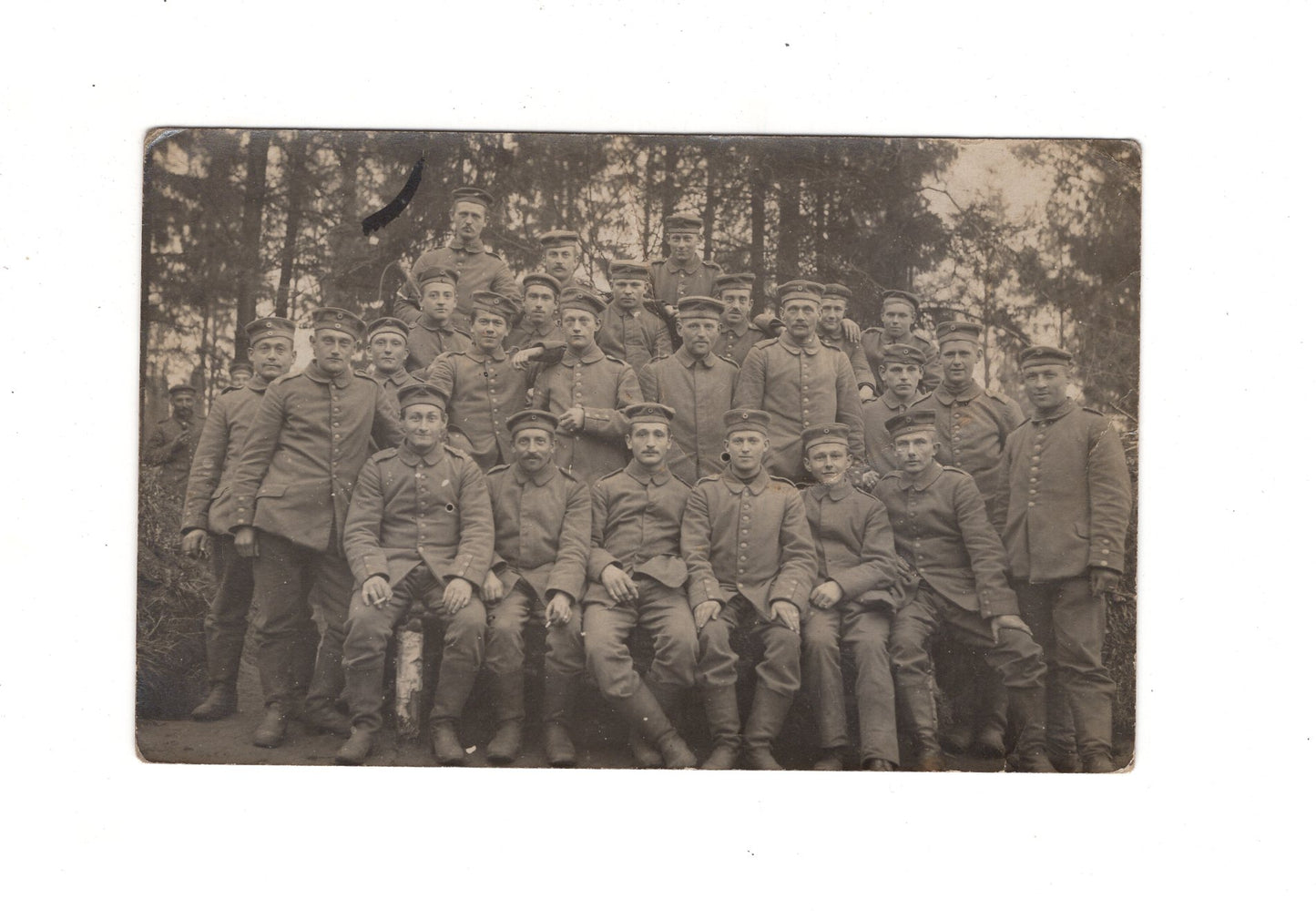 Ansichtskarte / Feldpost / Gruppenbild Soldaten Res. Inf. Regt. 260 - 1916