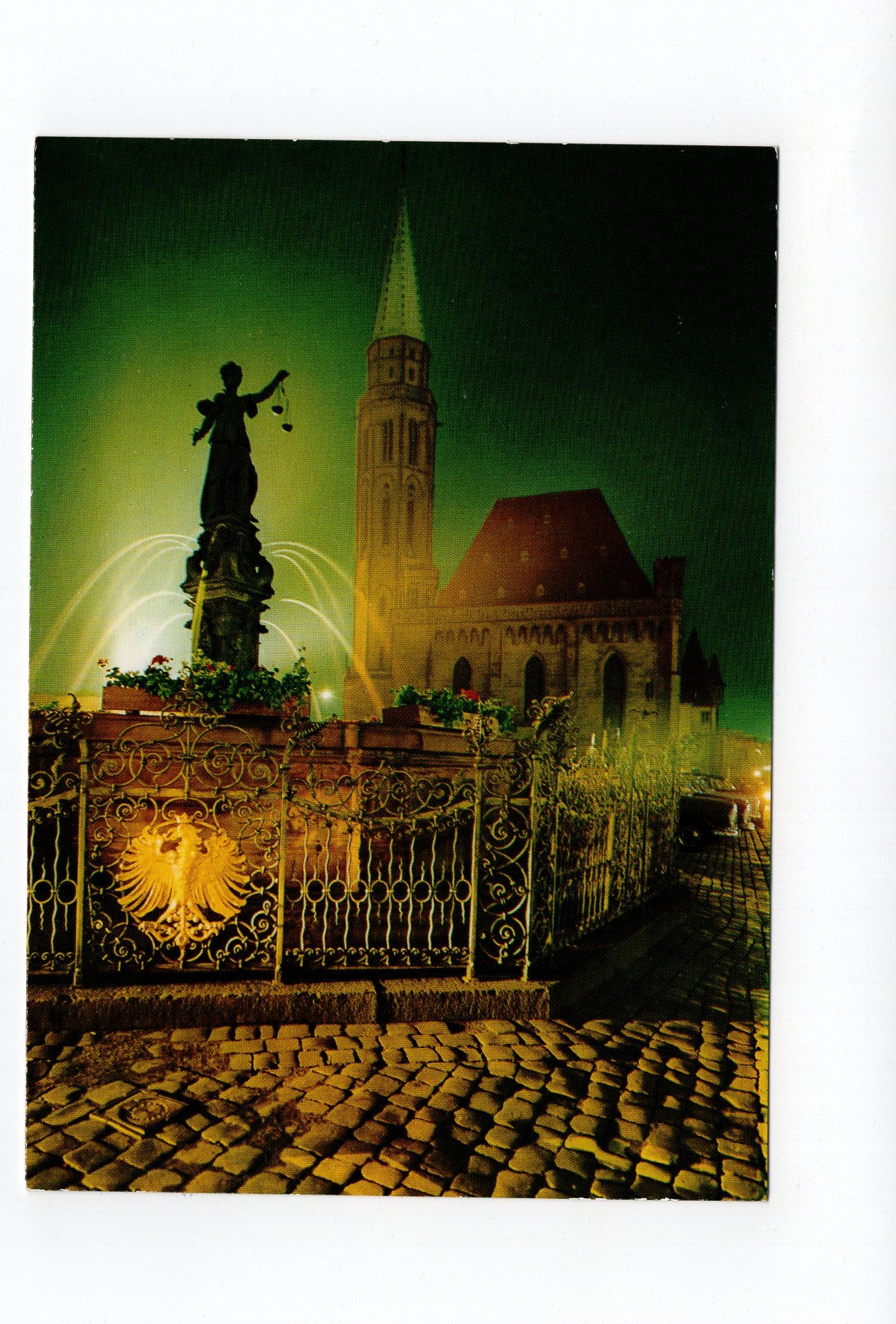 Ansichtskarte Frankfurt am Main / Gerechtigkeitsbrunnen und Nikolaikirche
