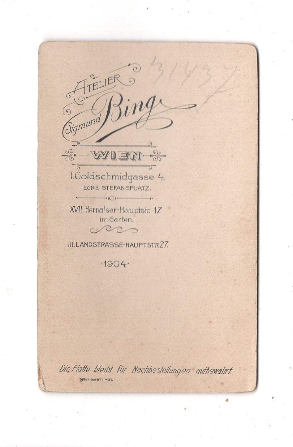 Fotografie K. u. k. Soldat mit Orden / Marine ? - Wien 1904