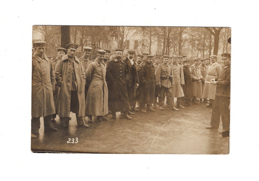 Ansichtskarte Gruppenbild Soldaten