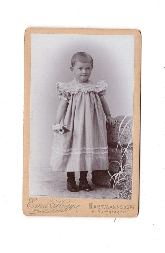 Fotografie Niedliches kleines Mädchen - Hartmannsdorf 1890er / CDV M1-29