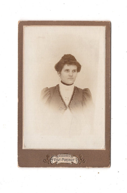 Fotografie Damenportrait - unbekannter Ort 1900er / CDV N1-16