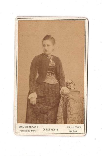 Fotografie Feine Dame - Bremen / Hannover / Dessau 1880er / CDV L1-27