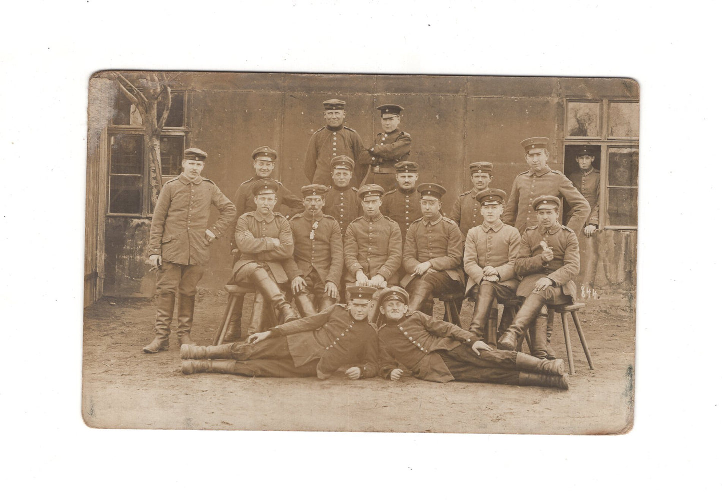 Ansichtskarte / Feldpost / Gruppenbild Soldaten - Altengrabow 1917