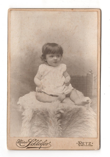 Fotografie Niedliches kleines Mädchen - Retz 1900er / CAB U-25