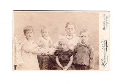 Fotografie Niedliche kleine Kinder / benannt - Hildesheim 1890er