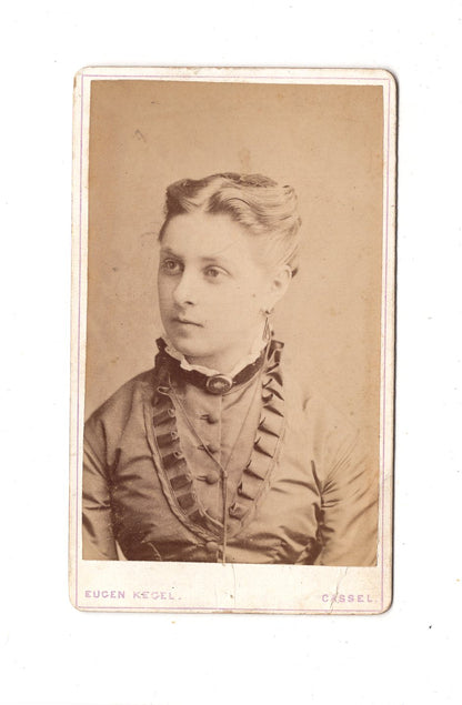 Fotografie Damenportrait - Kassel 1870er / CDV C1-06