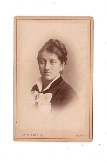 Fotografie Damenportrait mit Widmung - Bern 1880 / CDV N1-16