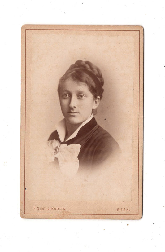 Fotografie Damenportrait mit Widmung - Bern 1880 / CDV N1-16