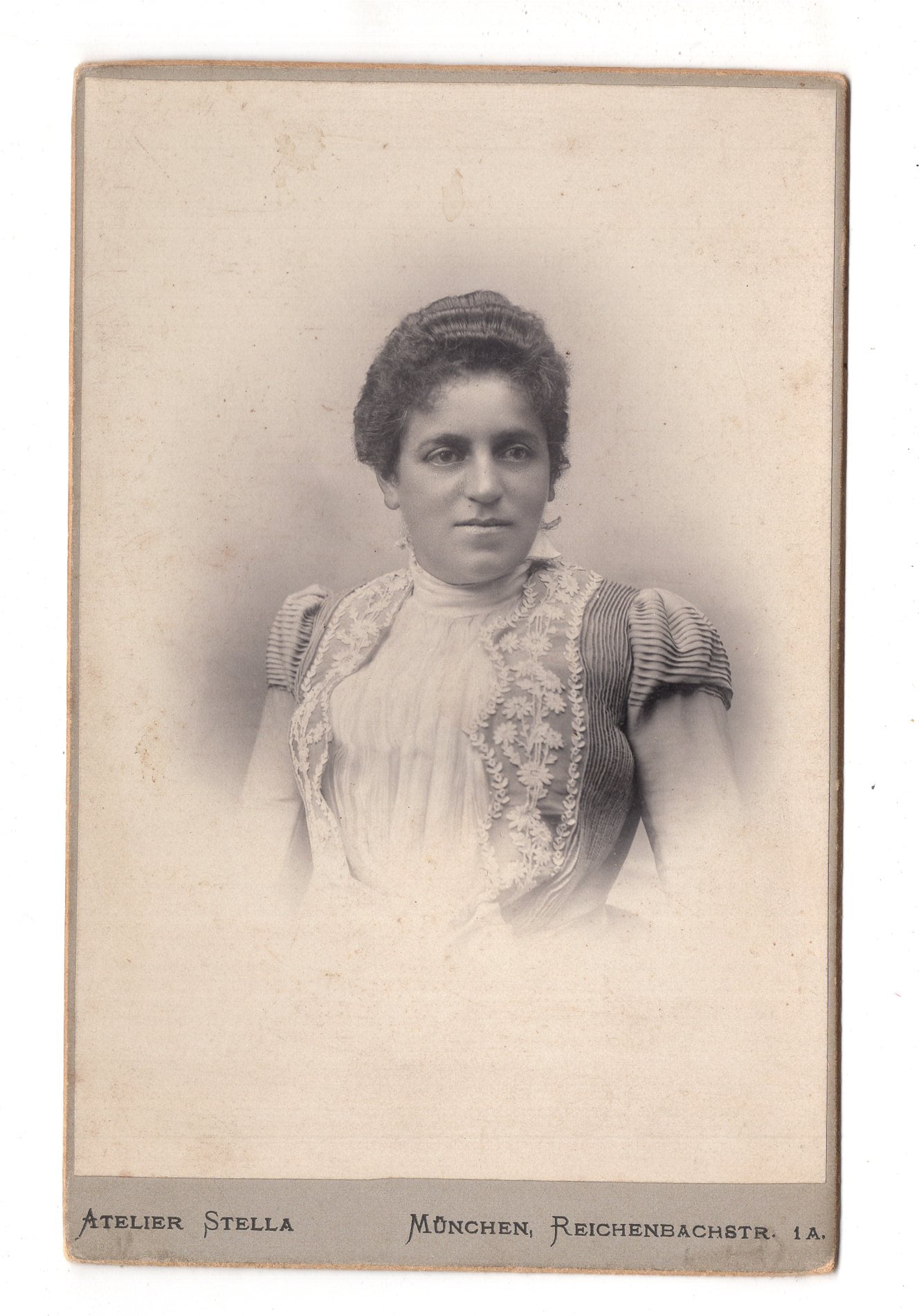 Fotografie Feine Dame - München um 1900 / CAB W-28