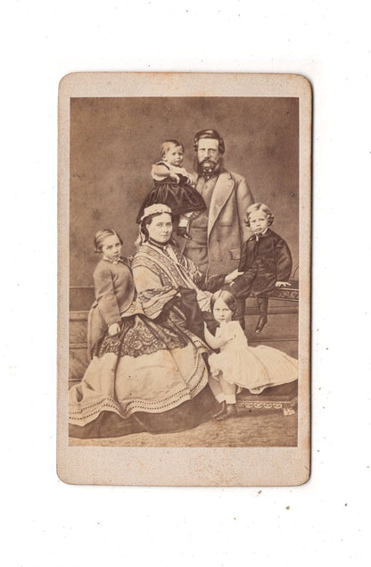Fotografie Kaiser Friedrich III. mit Familie - unbekannter Ort 1860er