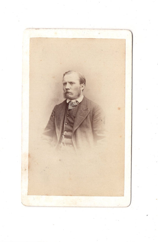 Fotografie Herrenportrait - Ravensburg 1860er / CDV C1-24