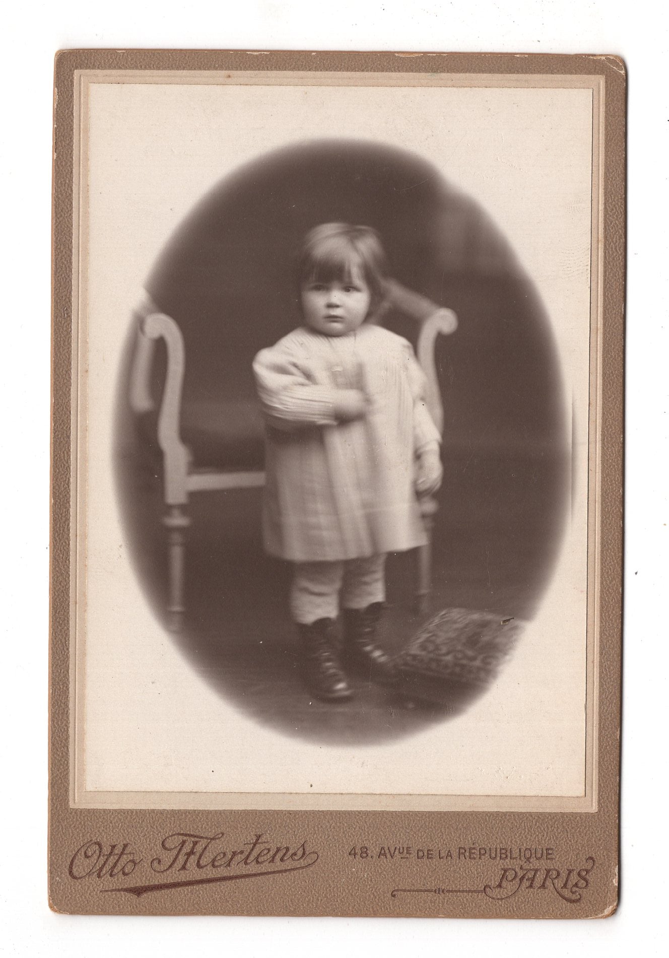 Fotografie Niedliches kleines Mädchen - Paris 1910er / CAB U-25