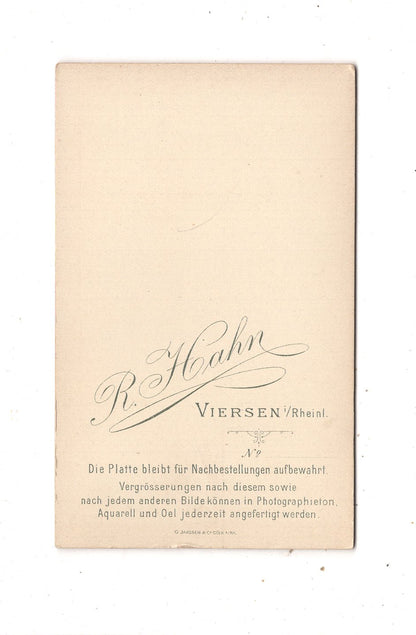 Fotografie Feine Dame in Tracht - Viersen um 1900
