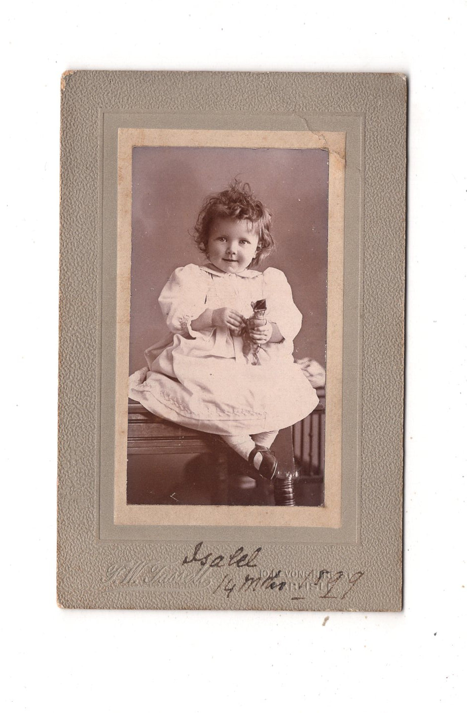 Fotografie Niedliches kleines Mädchen - Carlisle um 1900 / CDV M1-29