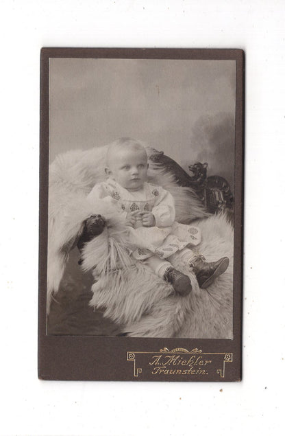 Fotografie Niedliches kleines Kind - Traunstein 1909