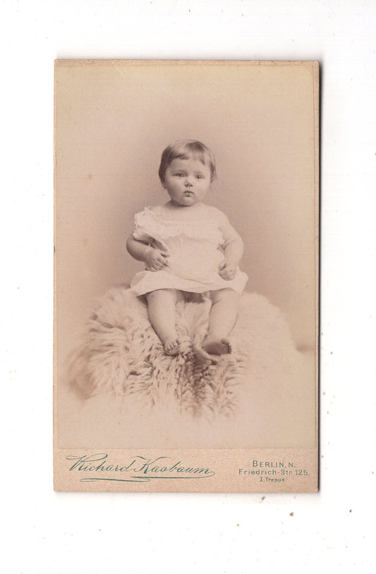 Fotografie Niedliches kleines Kind - Berlin 1890er