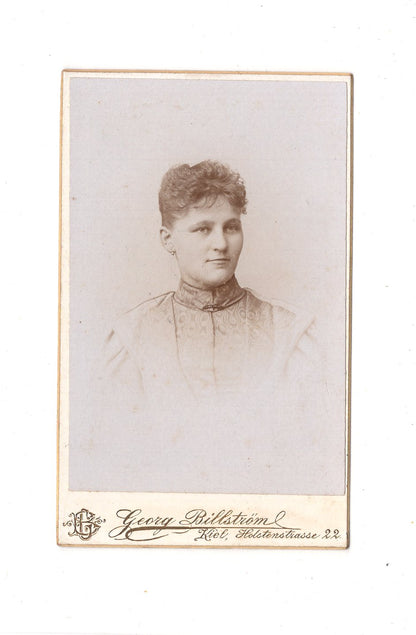 Fotografie Damenportrait - Kiel 1890er / CDV C1-06