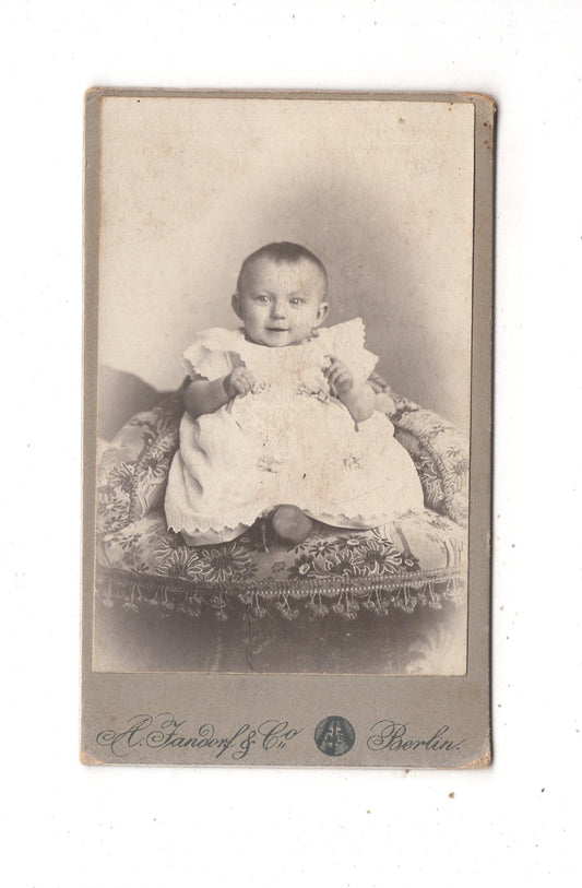 Fotografie Niedliches kleines Kind - Berlin um 1900