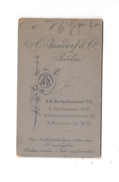 Fotografie Niedliches kleines Kind - Berlin um 1900
