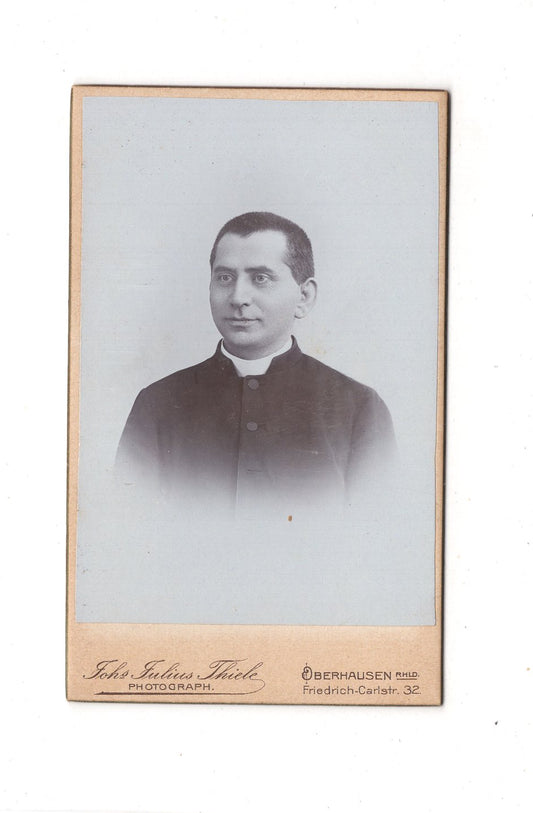 Fotografie Herrenportrait / Geistlicher - Oberhausen um 1900 / CDV C1-24