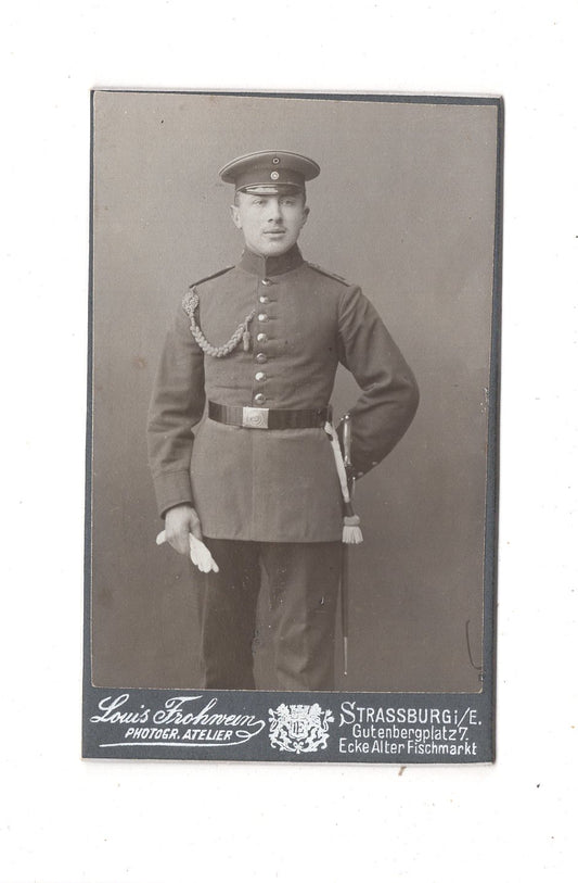 Fotografie Soldat mit Schützenschnur - Straßburg im Elsass 1900er / CDV M1-09