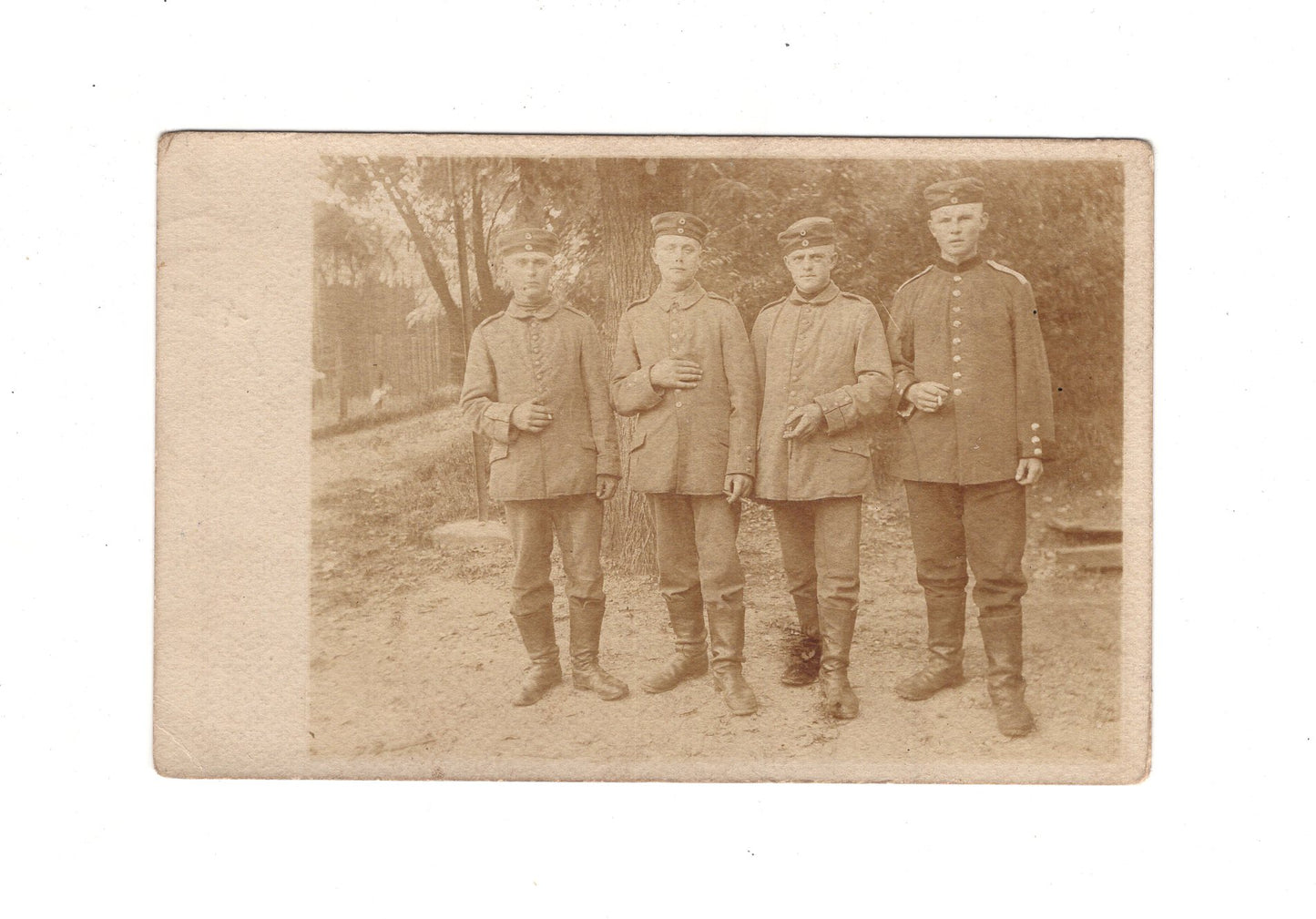 Ansichtskarte / Feldpost / Soldaten Fuß-Art. Regt. 20 - 1917