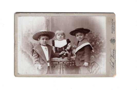 Fotografie Niedliche kleine Kinder / benannt - Rosenheim & Grafing 1900er