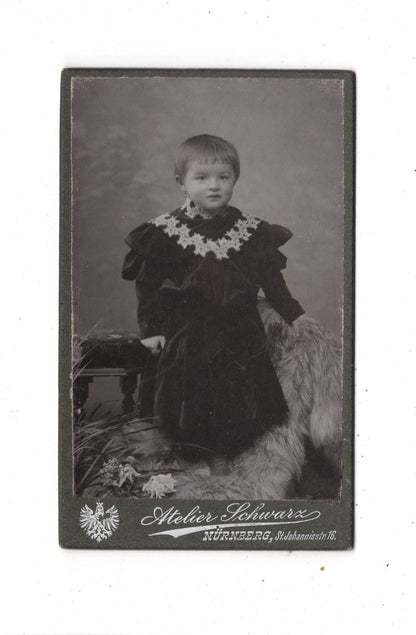 Fotografie Niedliches kleines Kind - Nürnberg 1900er