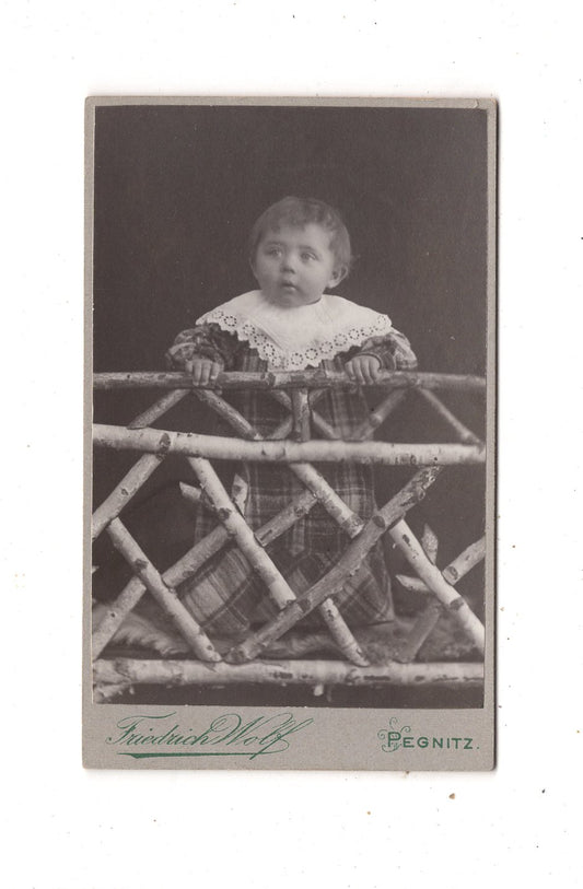 Fotografie Niedliches kleines Kind - Pegnitz 1900er